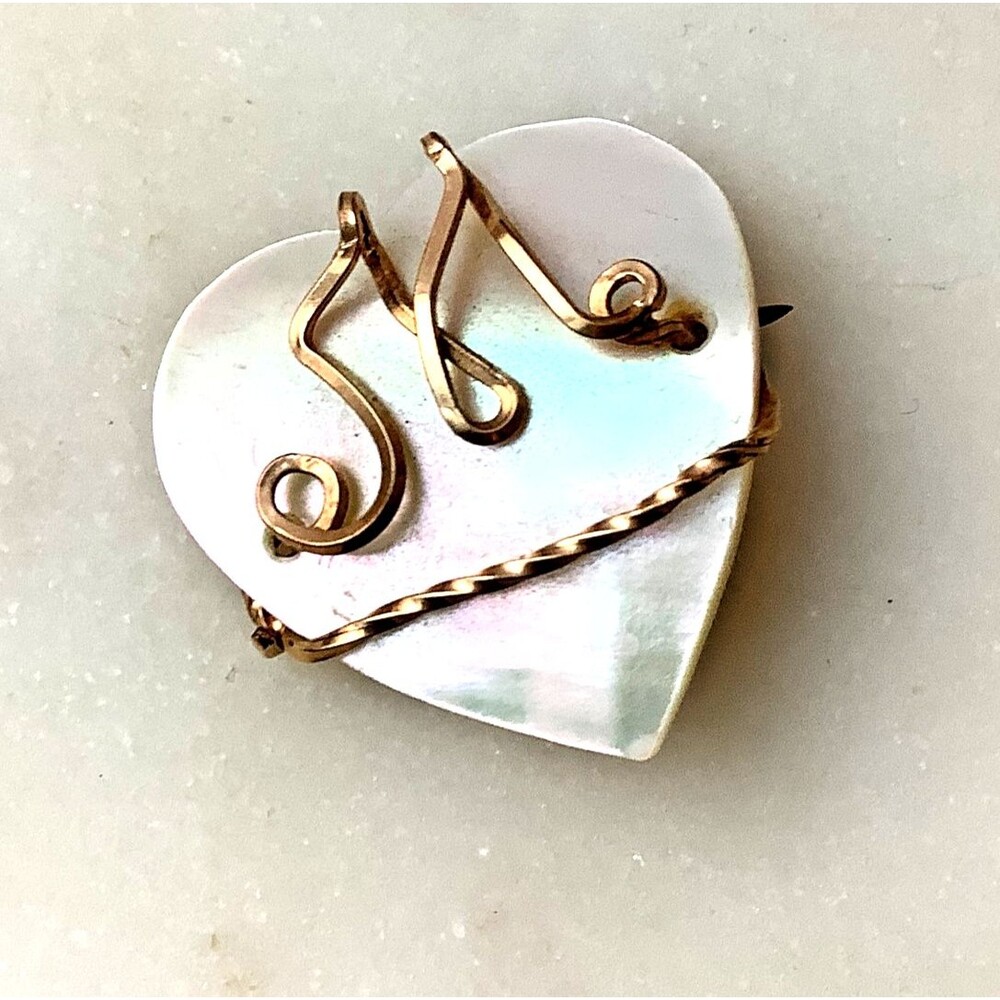 Vintage Sweetheart Brooch Gold Tone "M" Monogram Pin Mother of Pearl